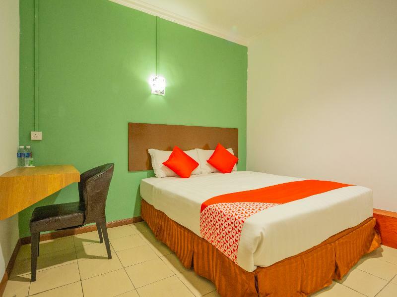 Hotel Super Oyo 218 Storytel Kota Kinabalu Exterior foto